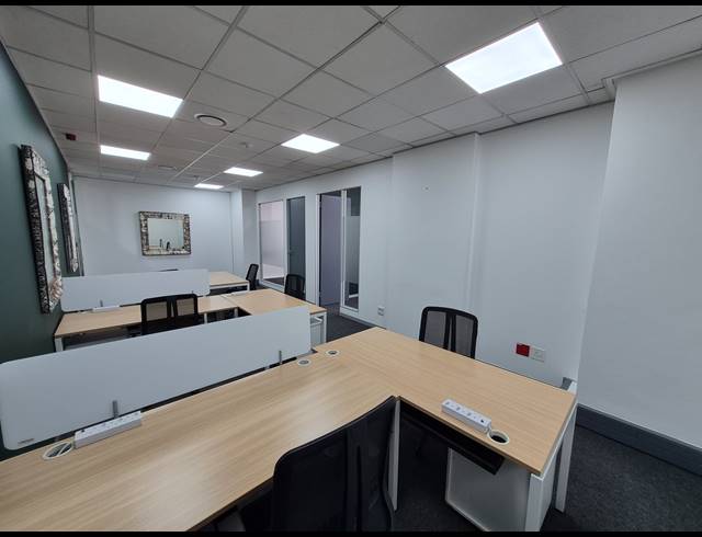 129M² OFFICE TO LET IN SANDTON CENTRAL